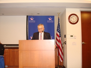 МОНГОЛ УЛСАД ХЭРЭГЖҮҮЛЖ БУЙ “ЦЭВЭР АГААР” ТӨСЛИЙН ТАЛААР АНУ-ЫН ОЛОН НИЙТИЙН ДУНД НЭЭЛТТЭЙ ХЭЛЭЛЦҮҮЛЭГ ЯВУУЛАВ.