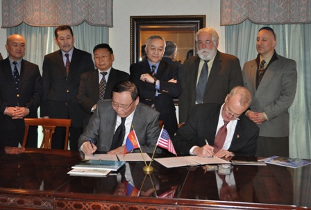 Монгол Улс, АНУ-ын тусгай хамгаалалттай парк хооронд хамтын  ажиллагаа хөгжүүлэх баримт бичигт гарын үсэг зурав