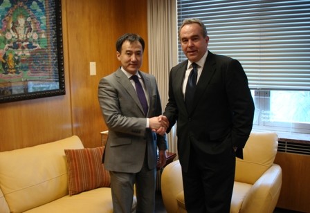 ТӨРИЙН НАРИЙН БИЧГИЙН ДАРГА ВАШИНГТОН ХОТНОО АЖИЛЛАЖ БАЙНА