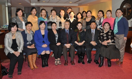 Moнголын хөдөөгийн эмэгтэйчүүд АНУ-д зочлов