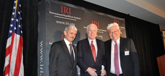 Нийслэлийн засаг дарга Э.Бат-Үүл БНОУХ-ийн 30 жилийн ойн хуралд оролцов.