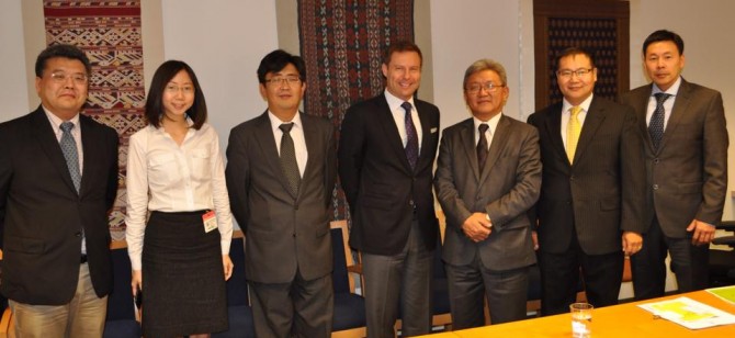 ГАДААД ХАРИЛЦААНЫ ЯАМНЫ ТӨЛӨӨЛӨГЧИД АНУ-Д АЖИЛЛАЖ БАЙНА.