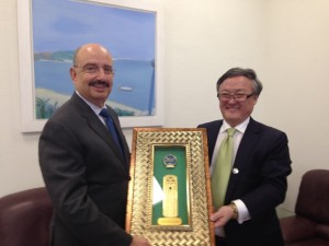 Элчин сайд-Дэд сайд Карлос Иказа