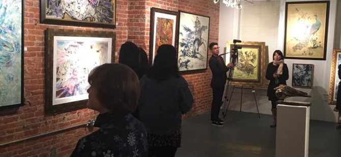 ‘EVOLUTIONS’ УРАН ЗУРГИЙН ҮЗЭСГЭЛЭН НЭЭЛТЭЭ ХИЙВ.