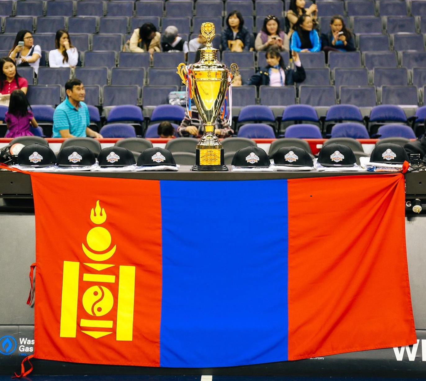 ВАШИНГТОН ДИ СИ ХОТ ОРЧМЫН ЗАЛУУС “NBA”-ЫН ТАЛБАЙ ДЭЭР САГСАН БӨМБӨГИЙН ЛИГИЙН ТЭМЦЭЭНИЙ НЭЭЛТЭЭ ХИЙВ.