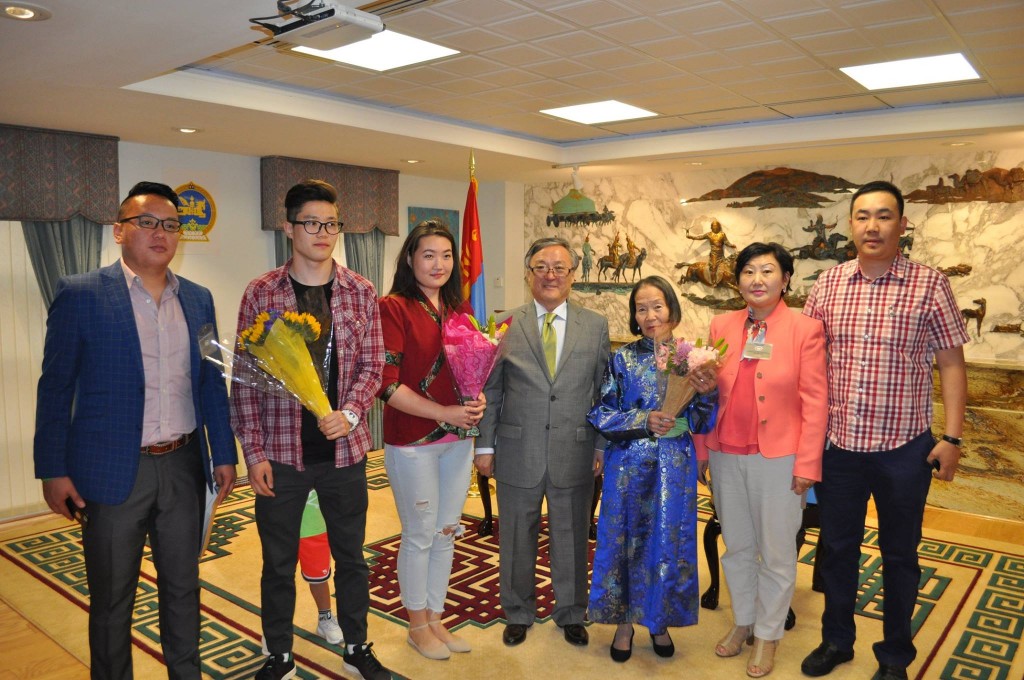 19025019_636239193211666_983295444122411361_o