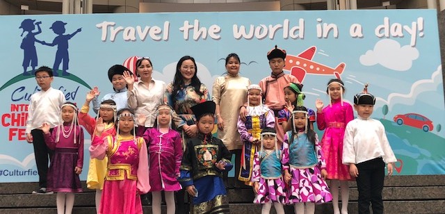 “ОЛОН УЛСЫН ХҮҮХДИЙН ИХ НААДАМ”-Д ОРОЛЦОВ.