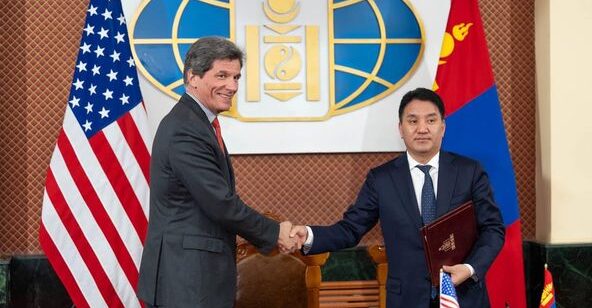 ЭРДЭС БАЯЛГИЙН САЛБАРЫН ХӨГЖИЛ, ЗАСАГЛАЛД ХАМТРАН АЖИЛЛАХ ТУХАЙ ХАРИЛЦАН ОЙЛГОЛЦЛЫН САНАМЖ БИЧИГ БАЙГУУЛАВ