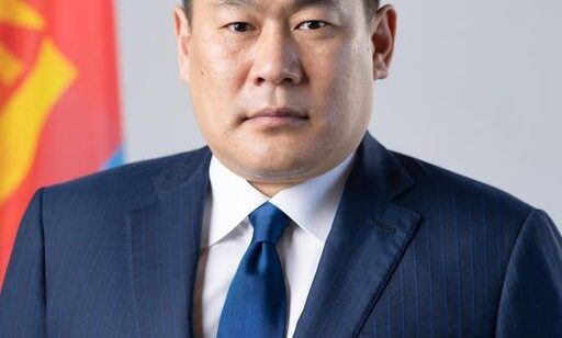 ЕРӨНХИЙ САЙД Л.ОЮУН-ЭРДЭНЭ МОНГОЛ ИРГЭДТЭЙ УУЛЗАНА