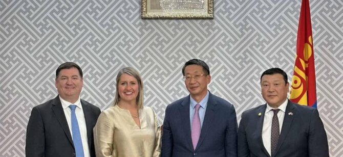 БОЛОВСРОЛ, ШИНЖЛЭХ УХААНЫ САЙД Л.ЭНХ-АМГАЛАН АНУ-ЫН ТӨРИЙН НАРИЙН БИЧГИЙН ДАРГЫН ОЛОН НИЙТИЙН ДИПЛОМАТ АЖИЛЛАГАА БОЛОН ОЛОН НИЙТТЭЙ ХАРИЛЦАХ АСУУДАЛ ЭРХЭЛСЭН ОРЛОГЧ ЭЛИЗАБЕТ М.АЛЛЕНТАЙ УУЛЗАВ