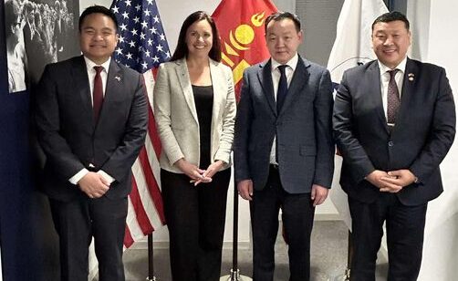 ГХЯ-НЫ  ТӨРИЙН НАРИЙН БИЧГИЙН ДАРГА Н.АНХБАЯР АНУ-ЫН ЭНХ ТАЙВНЫ КОРПУСЫН ЗАХИРАЛ КАРОЛ СПАНТАЙ УУЛЗАВ